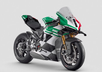 Ducati Tricolore vem com Arai “grátis”