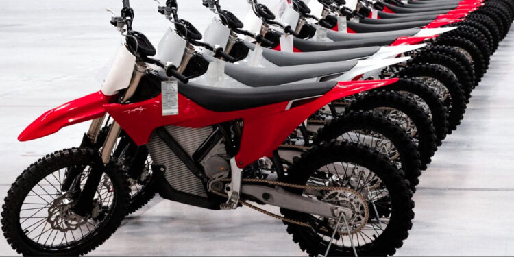 Mercado de elétricos vira para motores híbridos