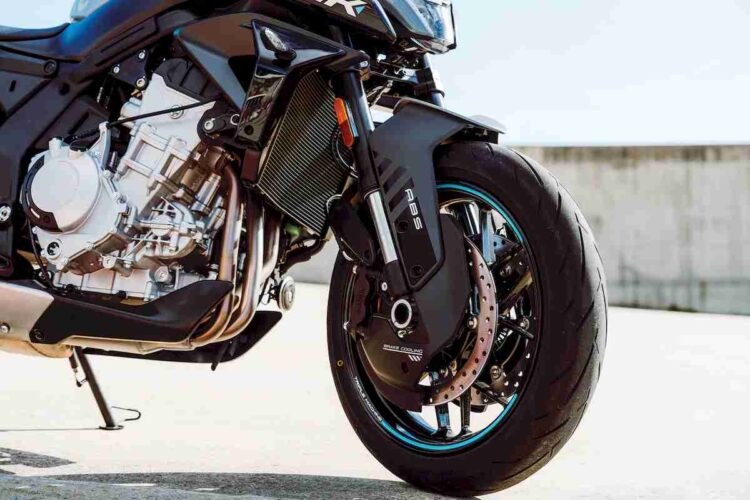 Contacto | CFMOTO 125NK e 675NK | Leque variado
