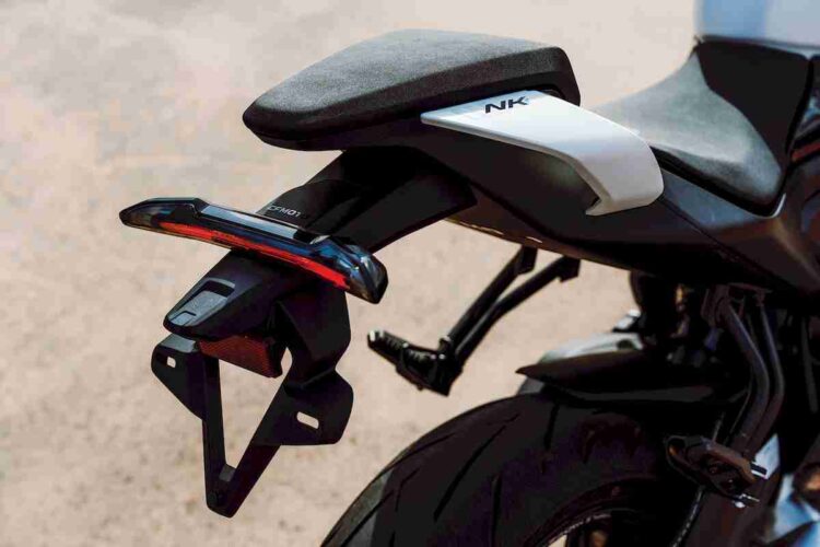 Contacto | CFMOTO 125NK e 675NK | Leque variado