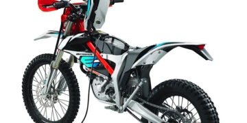 KTM – Super-carregador amplia autonomia da Freeride