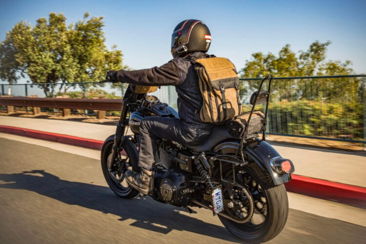 6 mochilas para usar em motos custom e não só…