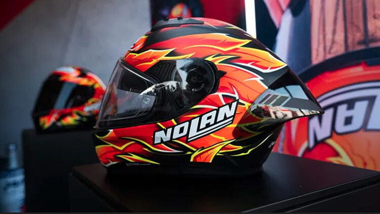 Nolan adiciona nova replica Andrea Iannone à gama