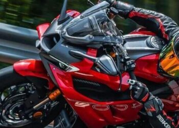 Voge RR500S | Voge lança uma desportiva média surpreendente