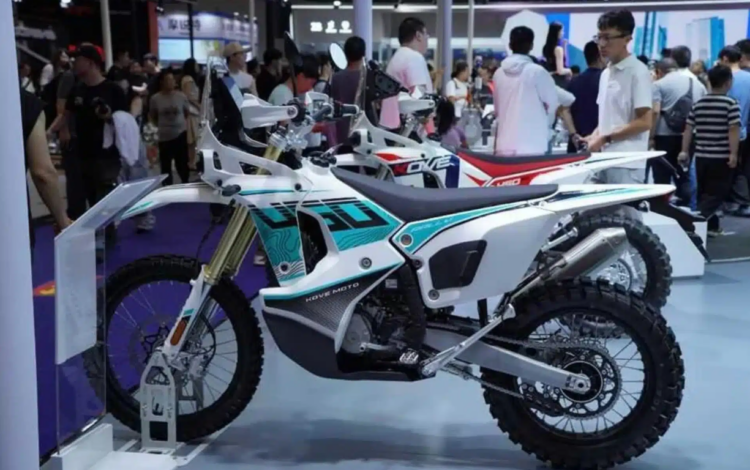 Kove 450 Rally: Ganha um novo coração da EX, mais leve, mais potente e pronto para tudo