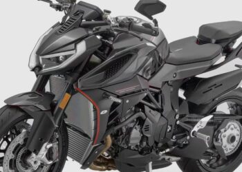 QJ Motor SRK 921 RR: Uma maxi-naked a caminho da Europa?