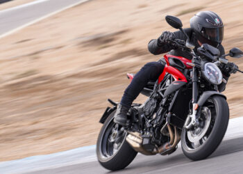 Mv Agusta Brutale 800: Brutalmente Divertida