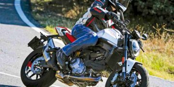 Contacto | Ducati Monster | Monstruosamente bela