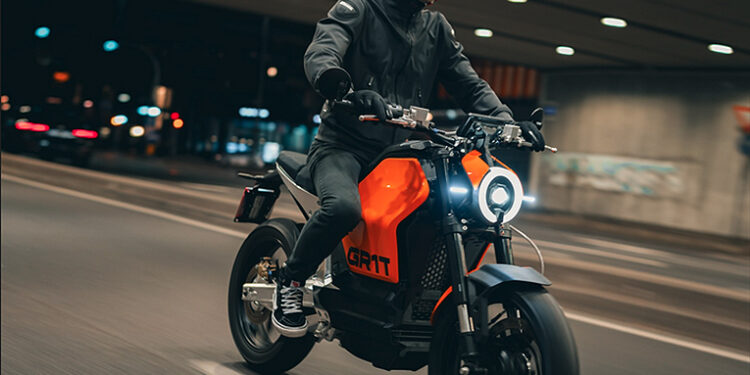 GR1T elétrica estreia na EICMA