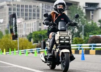 Honda Square X125 mostrada
