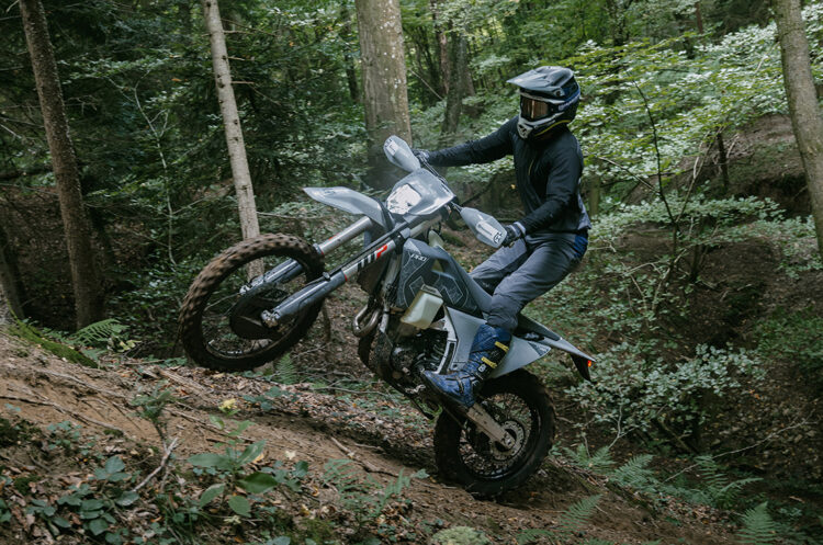 Husqvarna revela novos modelos Pro Enduro