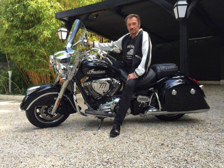 Indian de Johnny Hallyday vai a leilão