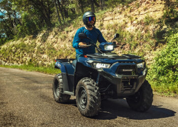 Kawasaki refina o quad Brute Force 450