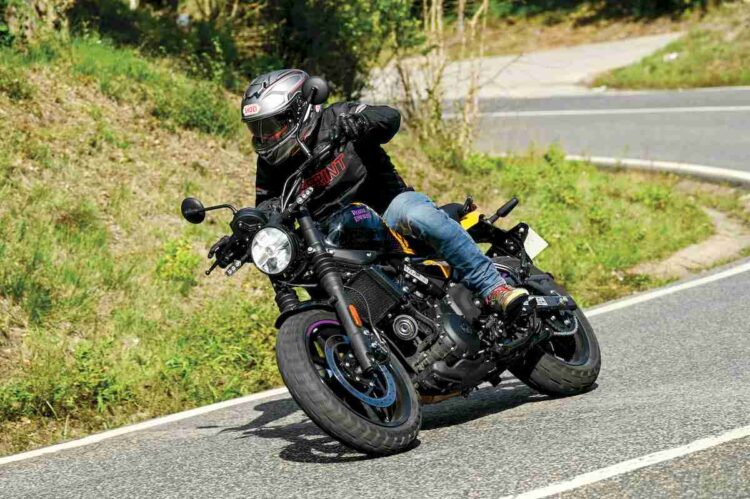 Contacto | Royal Enfield Guerrilla 450