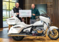 BMW assinada pelo Papa rendeu 130.000€