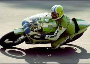 História | Kork Ballington |Quatro títulos em dois anos