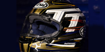 Arai apresenta capacete da Ilha de Man 2026