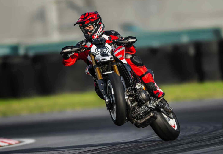 EICMA – Ducati Hypermotard V2, a lenda regressa