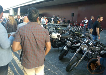 Mercado sobe em Outubro, ligeira queda no total