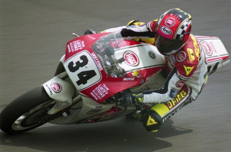 História | A Suzuki RG500 no Mundial | de Schwantz a Roberts