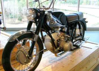 História | A Marusho Lilac | A BMW japonesa