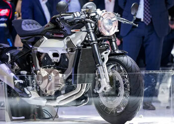 EICMA – QJMotor mostra a EQVVS 600 Café Racer