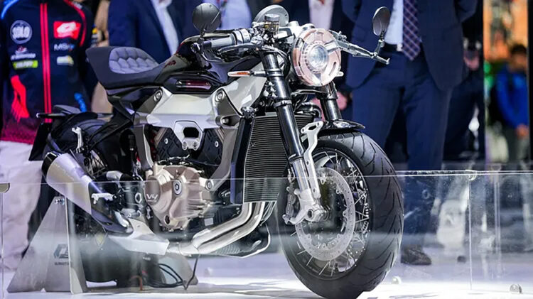 EICMA – QJMotor mostra a EQVVS 600 Café Racer