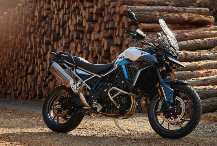 Triumph apresenta edições especiais premium