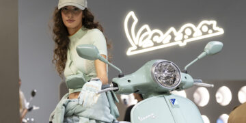 EICMA – Vespa celebra os 80 anos