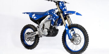 A Yamaha Motor desenvolve a YE-01 Racing