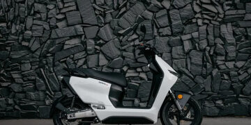 Zero apresenta primeira scooter elétrica