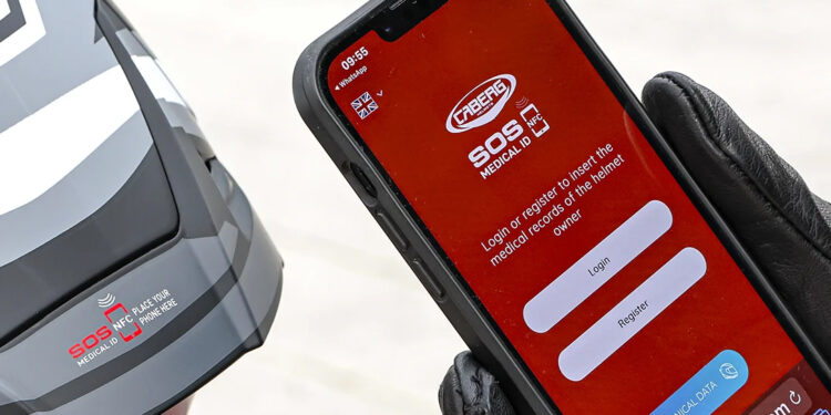 Caberg apresenta salto na segurança