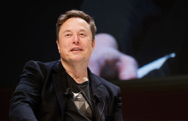 Elon Musk desmente boatos sobre moto Tesla: “Não vai acontecer”