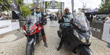 Aventuras do Lés-a-Lés com data marcada