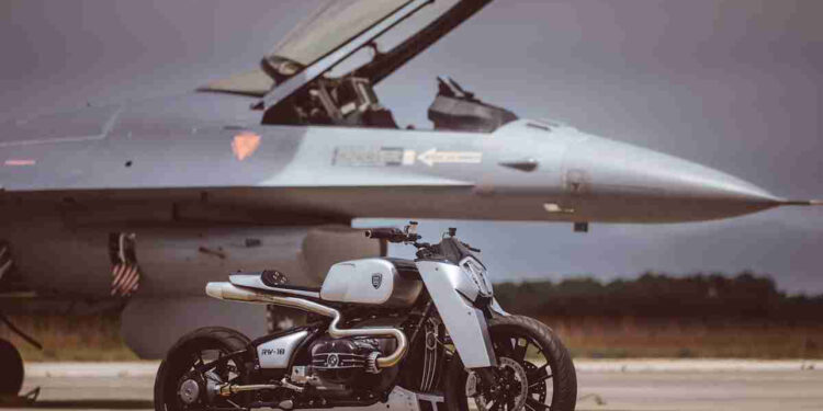 Supermoto | BMW R18 Maverick by Rusty Wrench| Ficção ou realidade?