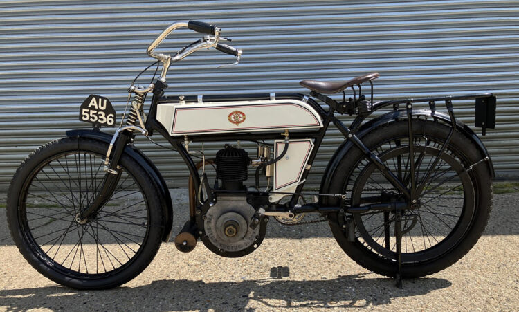 Riley de 1904 insubstituível furtada em Inglaterra