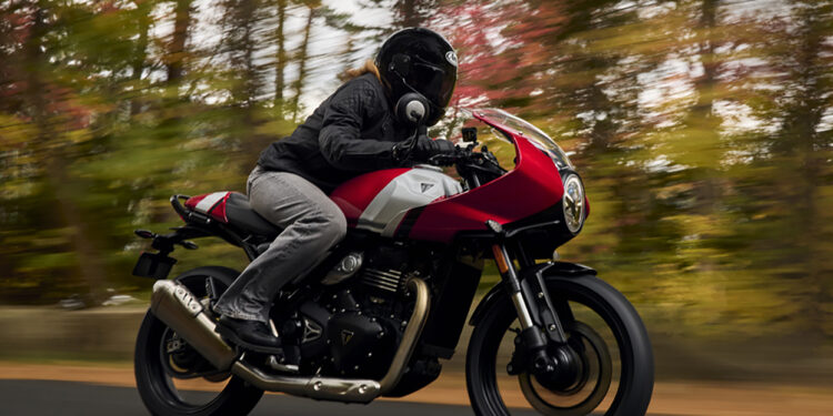 Novas 400 da Triumph estão aí