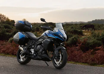 Triumph revela a nova Tiger Sport 800 Tour