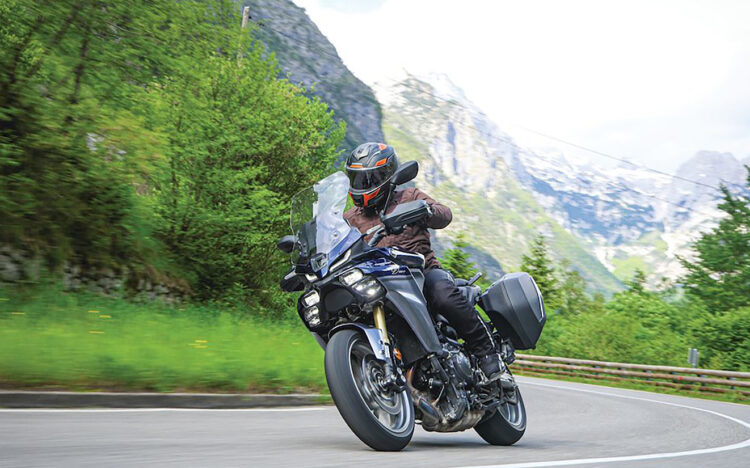 Contacto | Yamaha Tracer 9GT+| Turismo rápido e eficaz