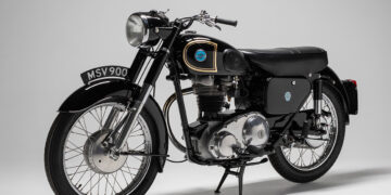 Ducati 750GT de 1975 vai a leilão