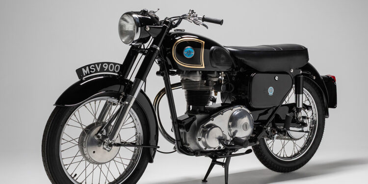 Ducati 750GT de 1975 vai a leilão