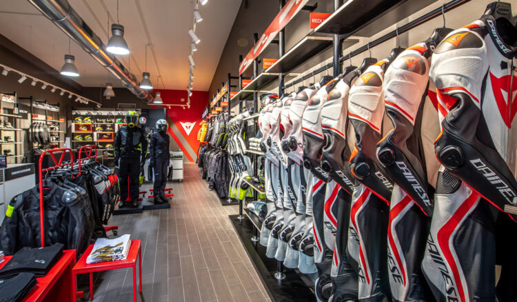 Dainese salva pela aquisição por credores