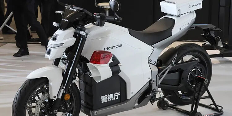 Honda WN7 para a polícia no Japão