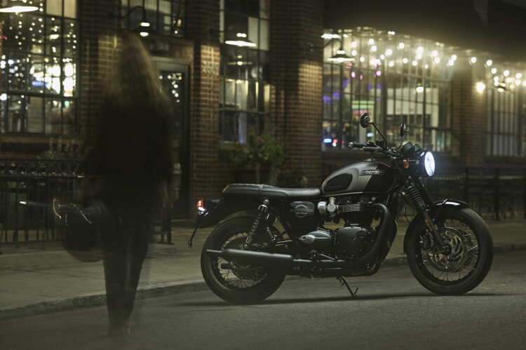 Novas Triumph Bonneville T100 e T120