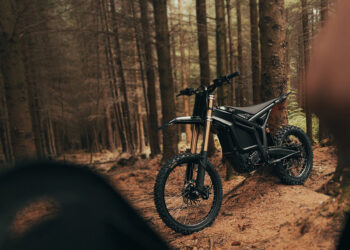 Talaria Komodo – uma elétrica para os trilhos – ou as ruas da cidade