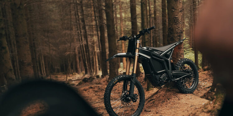 Talaria Komodo – uma elétrica para os trilhos – ou as ruas da cidade