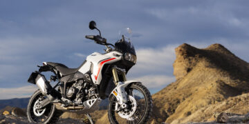 Nova Ducati DesertX 2026: desempenho profissional, aventura para todos