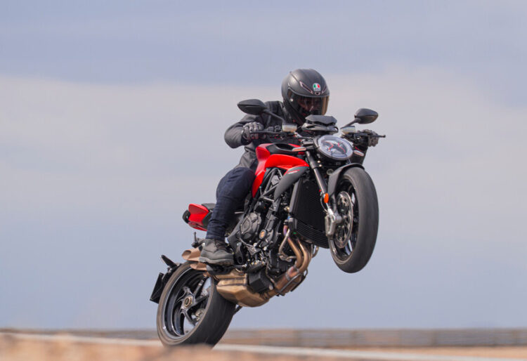 MV Agusta confirma pacote electrónico completo