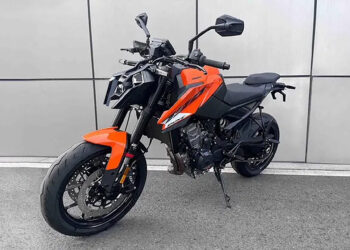 Imagens secretas revelam a nova KTM 790 Duke