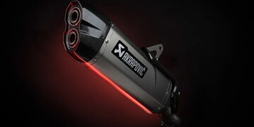 Ponteiras Slip-On Akrapovič para Ducati Multistrada V2 e Panigale V2